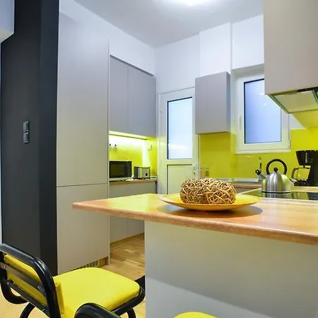 Phaedra Apartment